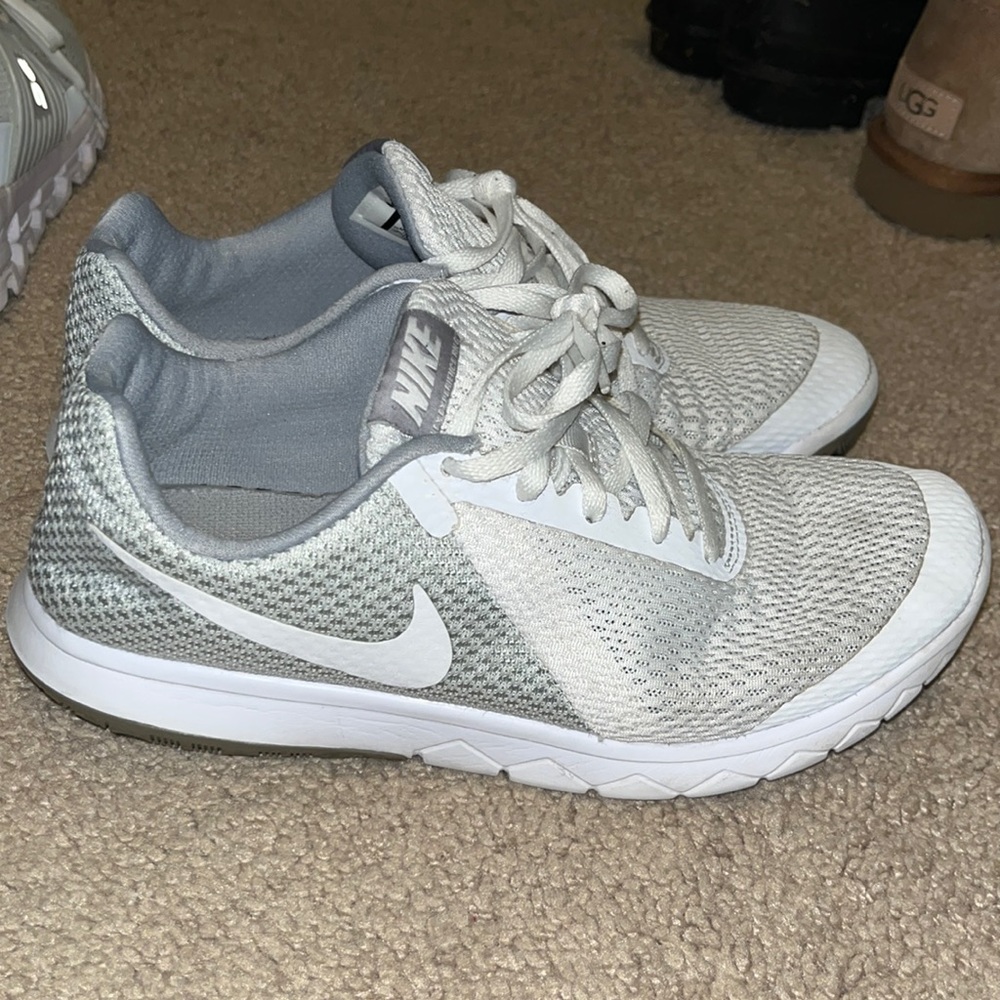 Nike Flex Shoes